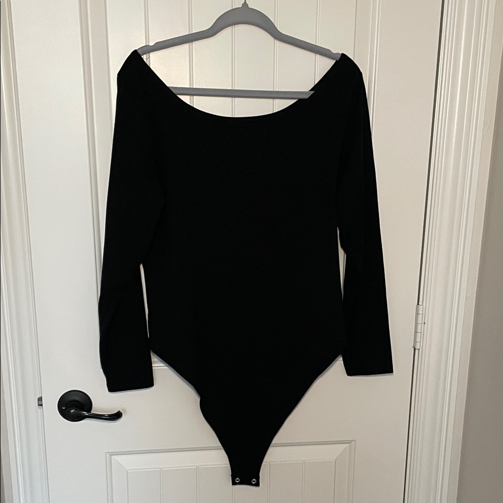 Off The Shoulder Bodysuit - Picture 1 of 3